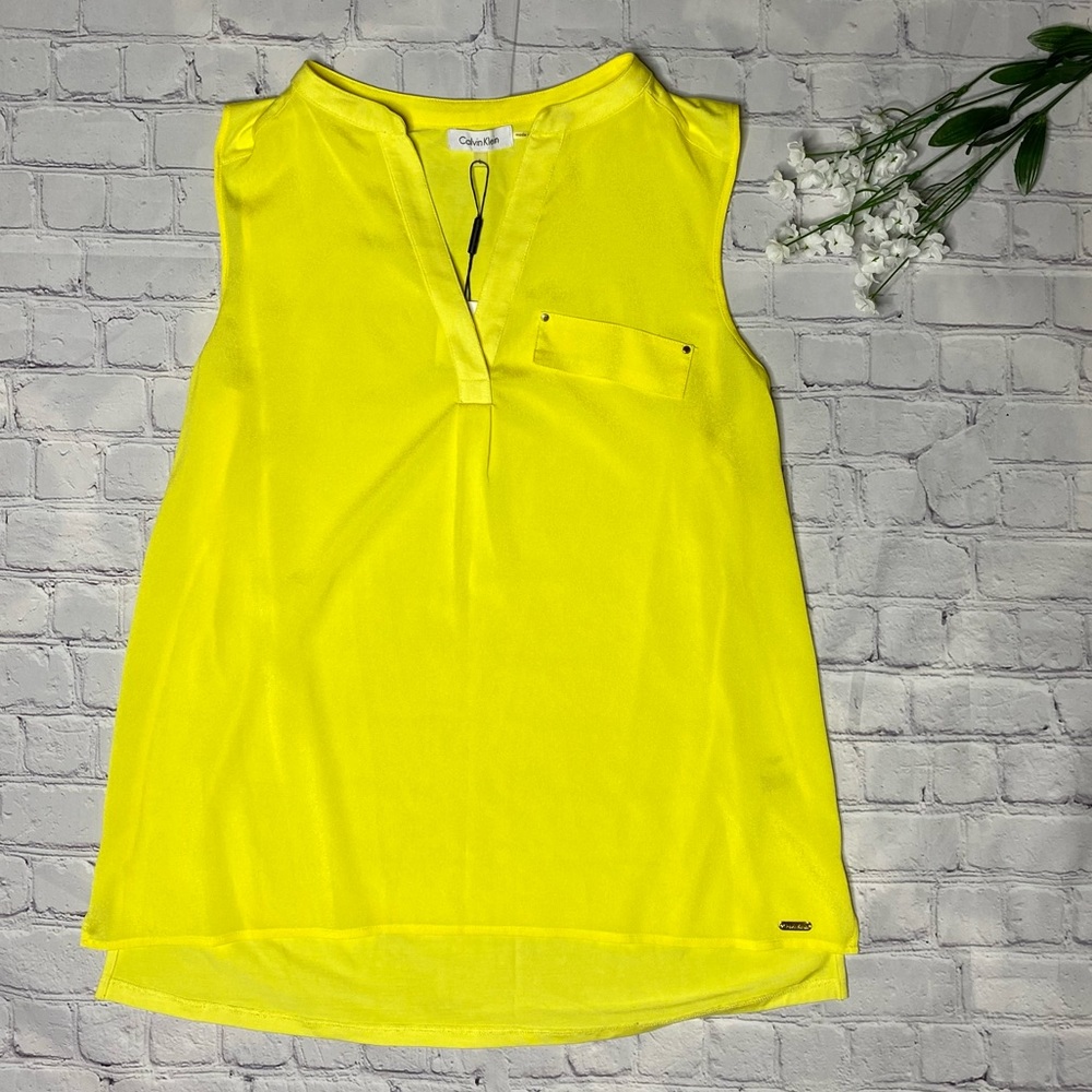 Women’s Calvin Klein Yellow High Low Sleeveless Top Large NWT